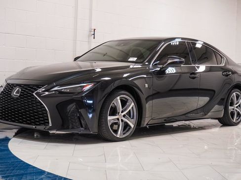 Used 2024 Lexus IS 350 F Sport RWD image 4