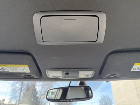 Used 2019 Mitsubishi Outlander GT image 18