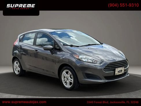 Used 2018 Ford Fiesta SE FWD image 1