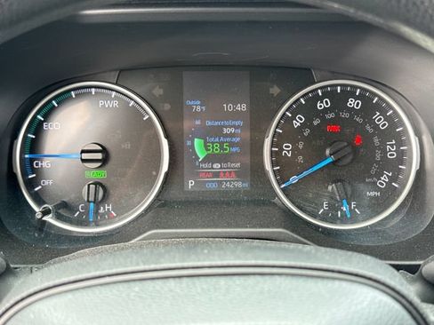 Used 2022 Toyota RAV4 LE AWD/4WD image 26