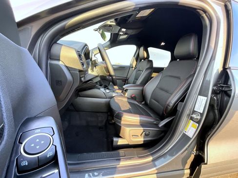 New 2026 Ford Escape ST-Line w/ Cold Weather Package image 9