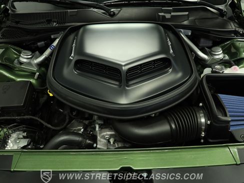 Used 2023 Dodge Challenger R/T w/ Plus Package RWD image 3