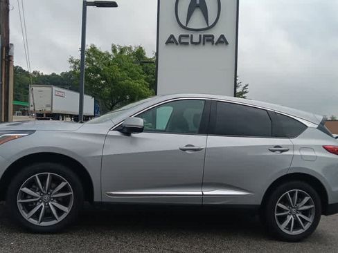 Used 2023 Acura RDX w/ Technology Package AWD/4WD image 2