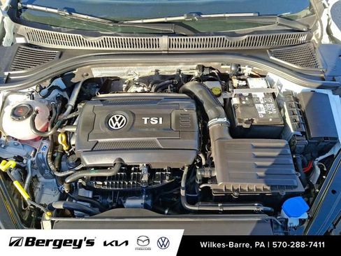 Used 2025 Volkswagen Jetta GLI Autobahn image 29
