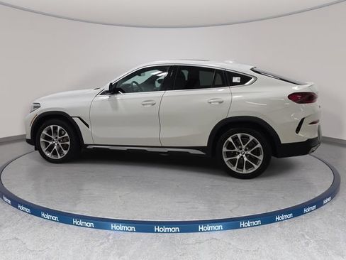 Used 2021 BMW X6 xDrive40i w/ Convenience Package AWD/4WD image 9