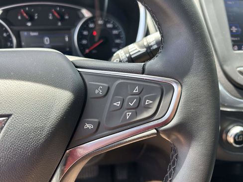 Used 2024 Chevrolet Equinox LT FWD image 22
