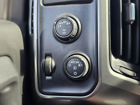 Used 2017 Chevrolet Silverado 1500 LT w/ All Star Edition image 35