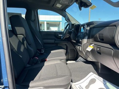 New 2026 Chevrolet Silverado 2500 Custom w/ Custom Value Package AWD/4WD image 32