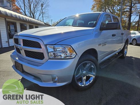 Used 2014 RAM 1500 Express image 1