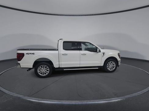 Used 2025 Ford F150 Lariat w/ Equipment Group 502A High AWD/4WD image 17