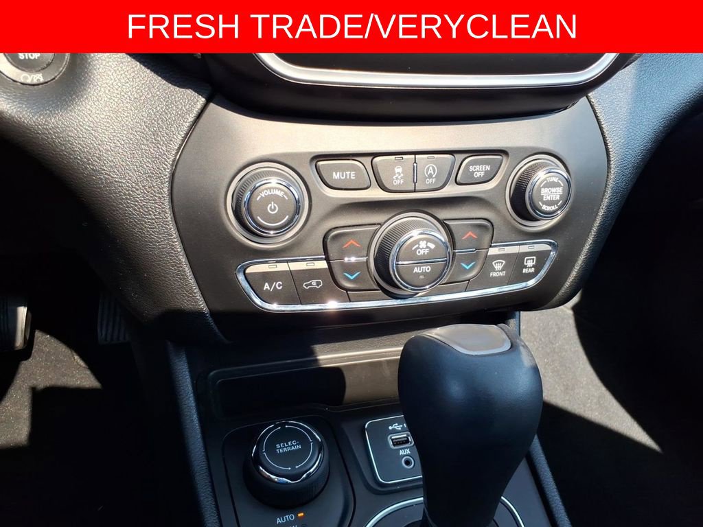 Used 2021 Jeep Cherokee Latitude Lux 80th Anniv w/ Quick Order Package 26U 80TH AWD/4WD image 11