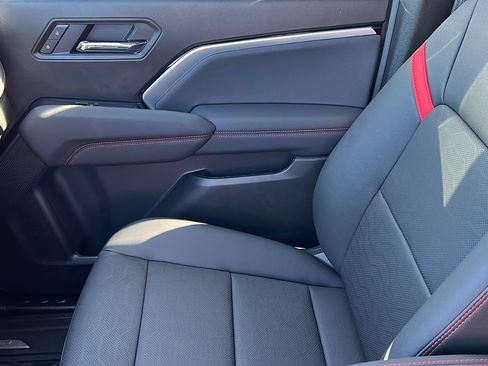 New 2026 Chevrolet Colorado Z71 w/ Technology Package image 21