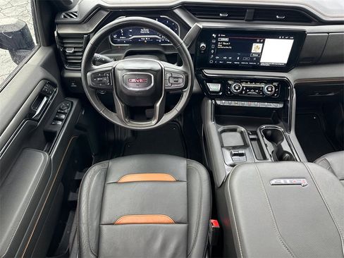 Used 2024 GMC Sierra 2500 AT4 w/ AT4 Premium Plus Package image 24