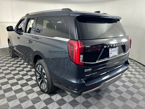 Used 2025 Ford Expedition Max Platinum w/ Driver's Package AWD/4WD image 6