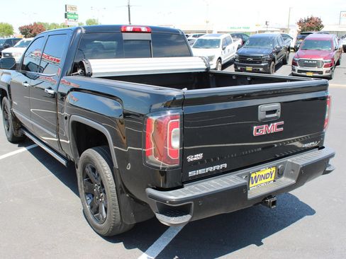 Used 2018 GMC Sierra 1500 Denali w/ Denali Ultimate Package AWD/4WD image 6
