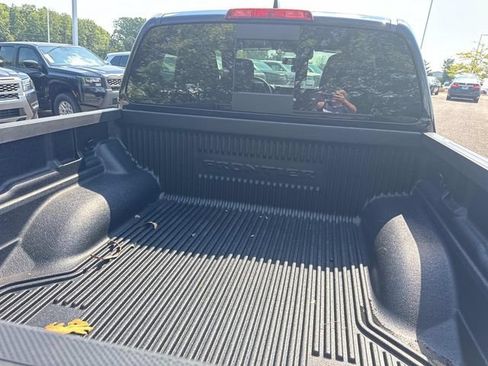 New 2026 Nissan Frontier SV AWD/4WD image 13