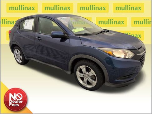 Used 2016 Honda HR-V LX image 1