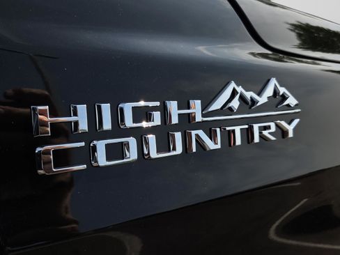 New 2026 Chevrolet Tahoe High Country AWD/4WD image 33