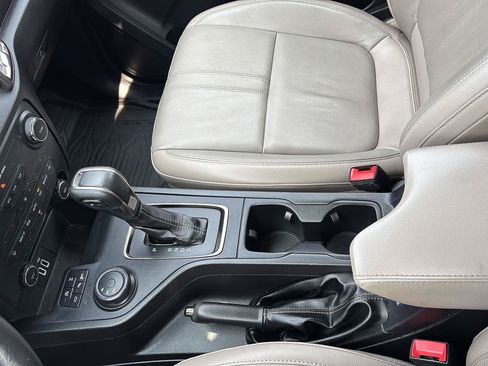 Used 2019 Ford Ranger Lariat w/ Equipment Group 501A Mid AWD/4WD image 15