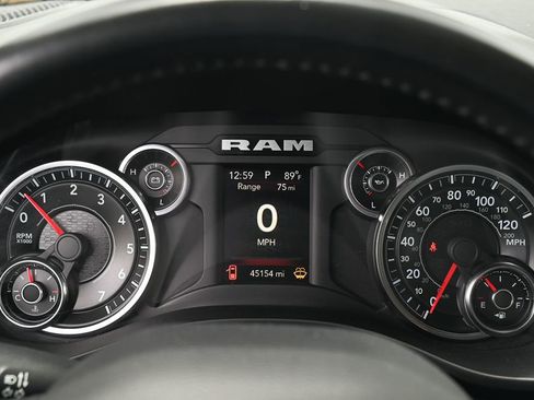 Used 2021 RAM 1500 Big Horn RWD image 16