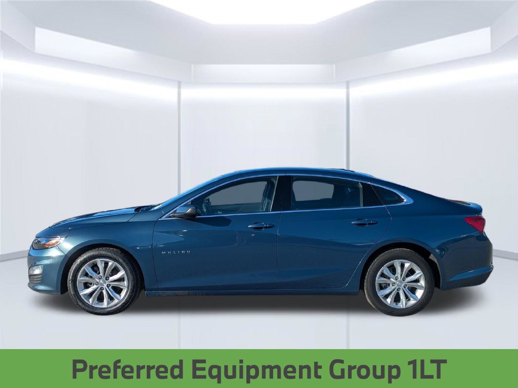 Used 2024 Chevrolet Malibu LT FWD image 2
