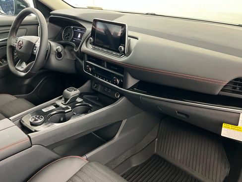 New 2026 Nissan Rogue SV AWD/4WD image 24
