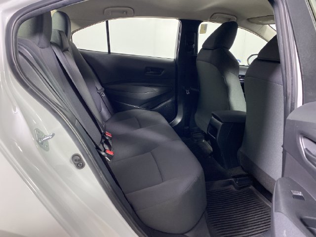 Certified 2022 Toyota Corolla LE FWD image 9