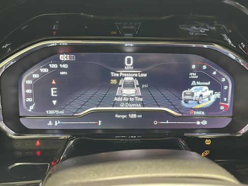 Used 2025 GMC Sierra 2500 SLT w/ SLT Convenience Package image 10