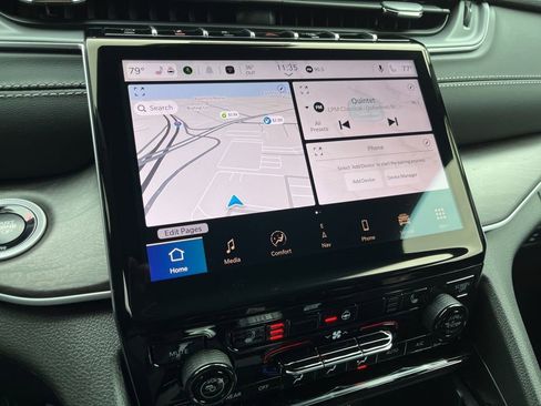 New 2025 Jeep Grand Cherokee L Limited w/ Black Appearance Package image 5