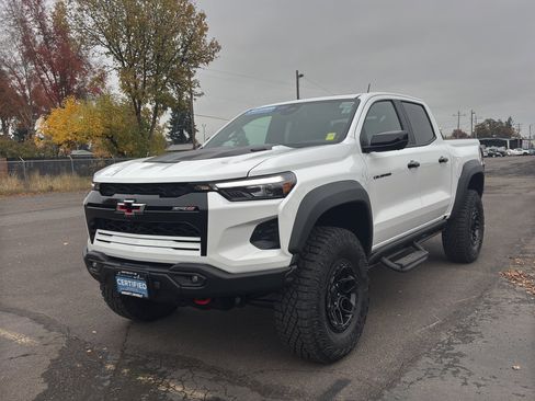 Certified 2026 Chevrolet Colorado ZR2 w/ ZR2 Bison Edition image 4
