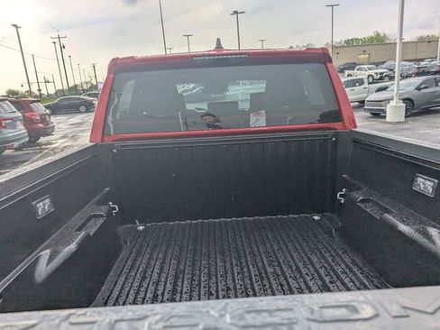 New 2026 Toyota Tacoma TRD Off-Road AWD/4WD image 10