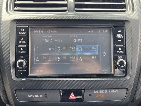 Used 2018 Mitsubishi Outlander Sport ES FWD image 15