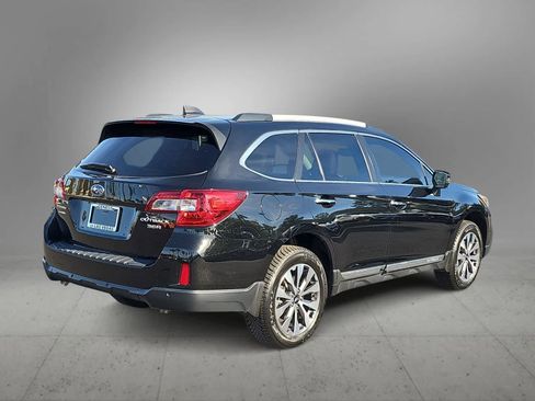 Used 2017 Subaru Outback 3.6R Touring w/ Popular Package #5A image 8