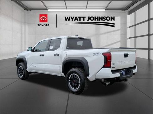 New 2026 Toyota Tacoma TRD Off-Road AWD/4WD image 3