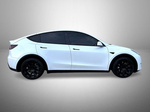 Used 2021 Tesla Model Y Long Range AWD/4WD image 4