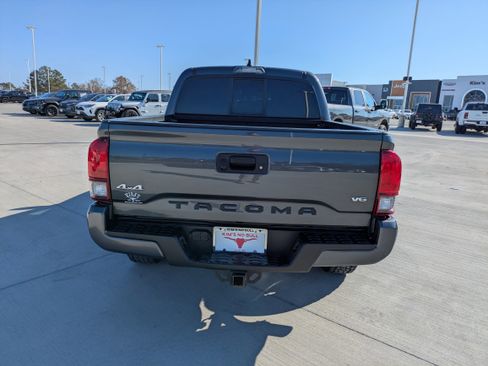 Certified 2023 Toyota Tacoma SR image 6