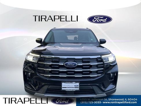 New 2025 Ford Explorer Active w/ Active Comfort Package image 6