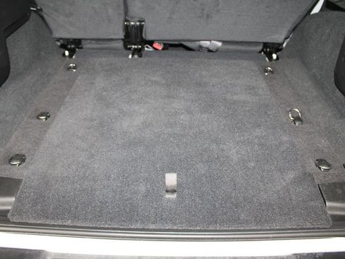 Used 2024 Jeep Wrangler Sport S image 16