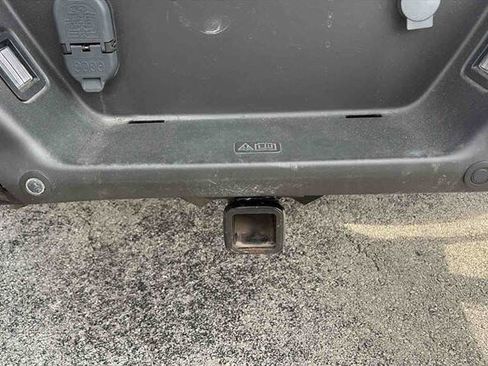 Used 2016 Ford F150 Platinum w/ Equipment Group 701A Luxury image 15