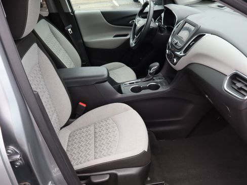 Certified 2024 Chevrolet Equinox LT image 36