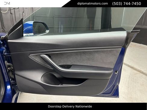 Used 2018 Tesla Model 3 Long Range image 24