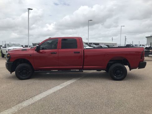 New 2025 RAM 2500 Tradesman AWD/4WD image 6