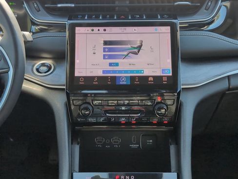 Used 2024 Jeep Grand Cherokee Limited 4xe image 21