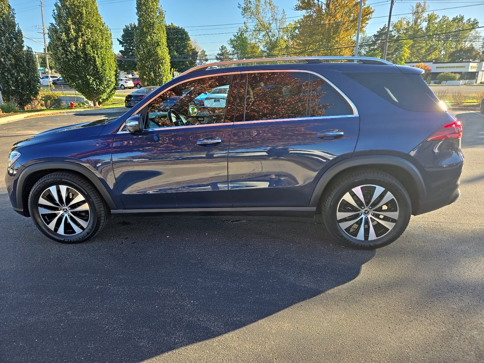 Certified 2026 Mercedes-Benz GLE 350 4MATIC image 2