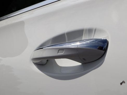 New 2026 Mercedes-Benz GLE 450 4MATIC image 11