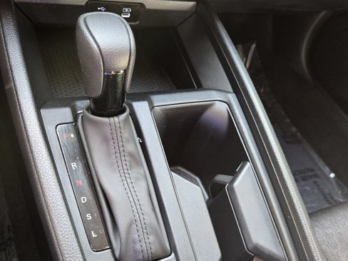 Certified 2025 Honda Accord LX image 17