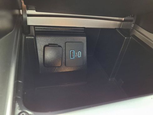 Used 2020 Ford Explorer Limited RWD image 14