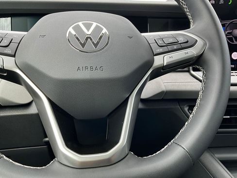 New 2026 Volkswagen Tiguan SE image 22