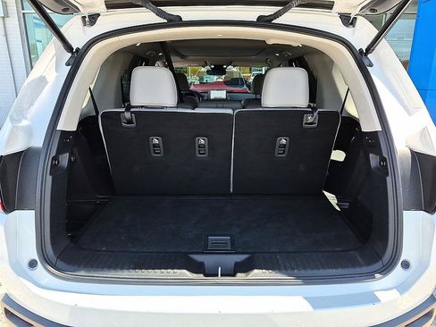 Used 2025 Honda Pilot Touring image 33