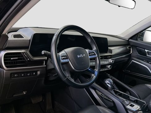 Used 2025 Kia Telluride S AWD/4WD image 18
